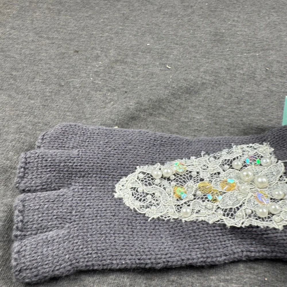 Maurices Women Gray Fingerless‎ Gloves Lace Pearl Rhinestone Embellished